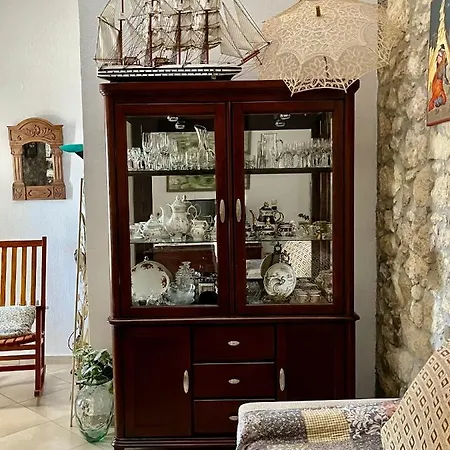 Katerina's Rest Stone ηouse Case de vacanță